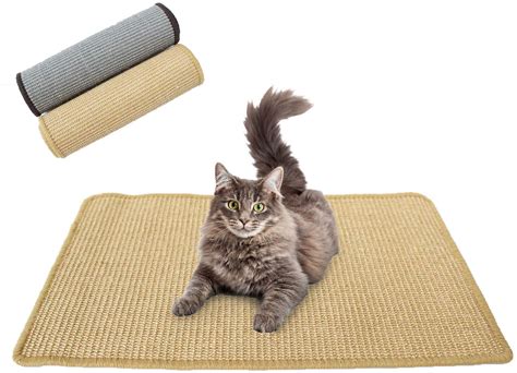 Magical feline scratching mat